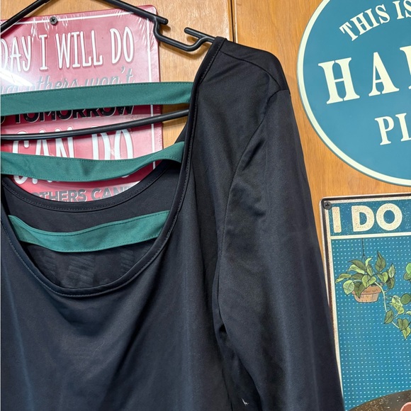 NFL Packers Black Long Sleeve Top - Picture 9 of 10